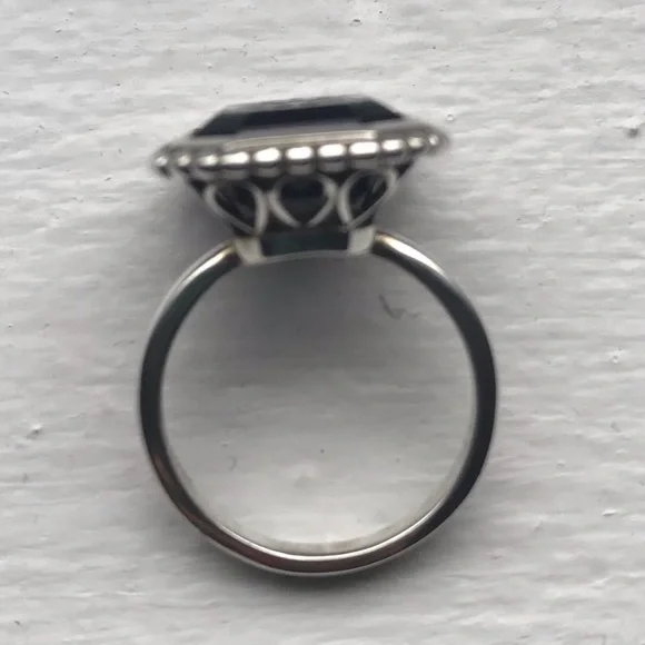 Tiffany & Co. Silver and Black Onyx Ring Daisy - Picture 3 of 7